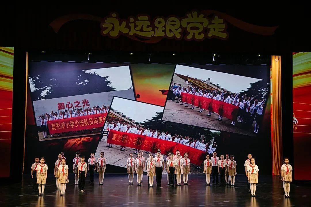 传奇霸主:武圣神装成就武神主宰之路
